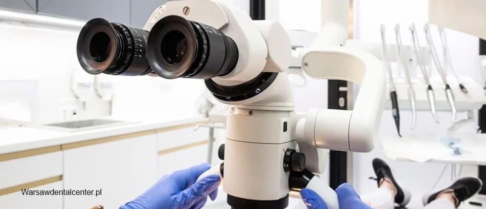 Tratamentul endodontic la microscop